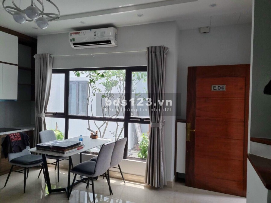 Bán nhà đẹp như biệt thự trung tâm Quận Cầu Giấy, đúc kiên cố 4 tầng liên hệ 0942381678