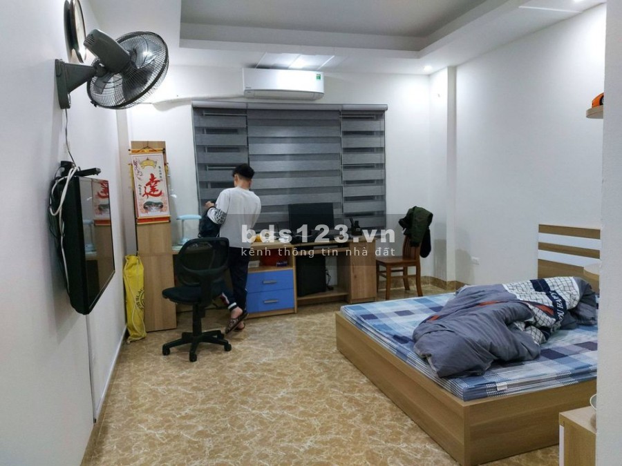 Bán nhà mới Bồ Đề lô góc gần phố ô tô đỗ cửa mặt tiền 5m giá bán nhỉnh 3 tỷ, có sổ sẵn