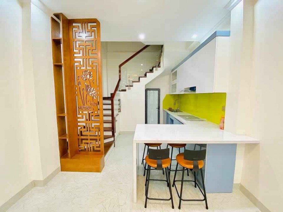 Bán nhà mặt ngõ 1160 đường Láng Đống Đa thang máy dt 45m2, 6 tầng, giá 8.5 tỷ 0902224679