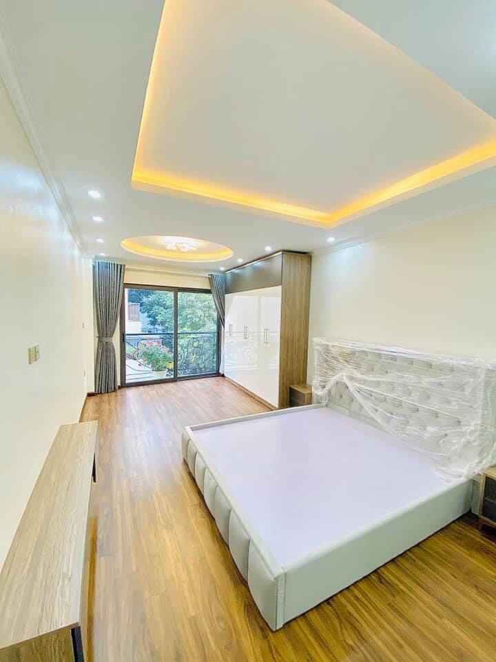 Bán nhà mặt ngõ 1160 đường Láng Đống Đa thang máy dt 45m2, 6 tầng, giá 8.5 tỷ 0902224679