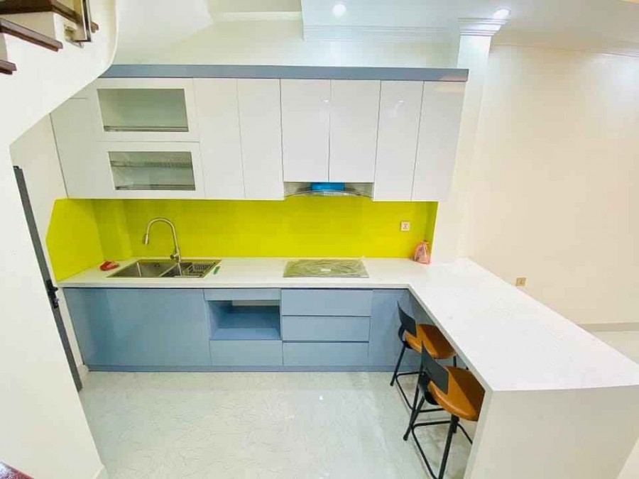 Bán nhà mặt ngõ 1160 đường Láng Đống Đa thang máy dt 45m2, 6 tầng, giá 8.5 tỷ 0902224679