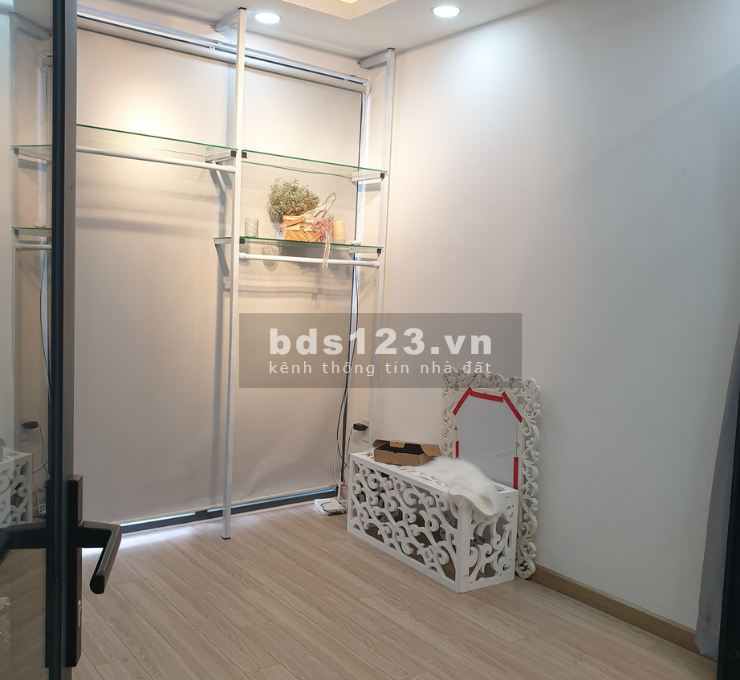 Bán shop mặt tiền Vạn Kiếp, phường 3, Bình Thạnh diện tích sử dụng 36m2 giá 3.1 tỷ TL