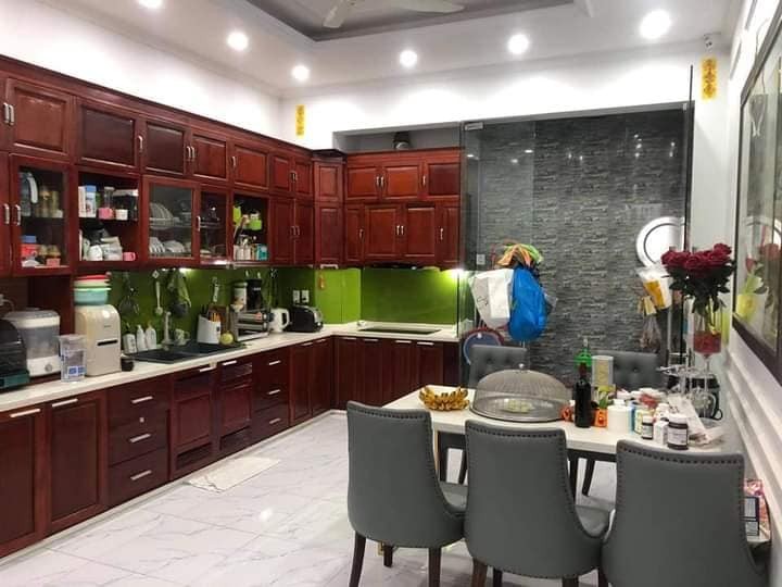 Bán nhà mặt ngõ phố Dịch Vọng Cầu Giấy LPO Oto KD 75mx5T Mt5m 9.5 Tỷ 0902224679