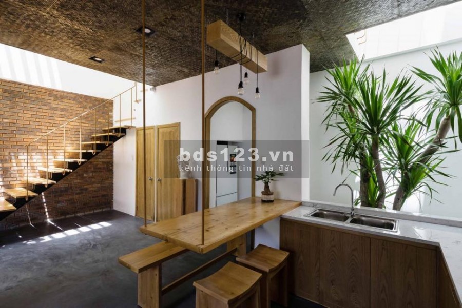 Bán biệt thự đẹp hiếm có khu đô thị mặt phố vỉa hè kinh doanh, tiện nghỉ dưỡng, 3 tầng đúc