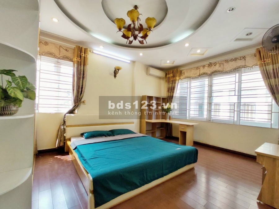 Cần bán nhà nguyên căn đường Thanh Bình, Quận Hà Đông, đang cho thuê, mt 6.5m