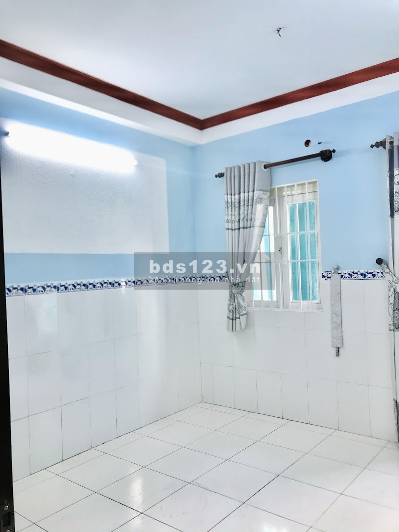 Giá bán 4,5 tỷ nhà hẻm xe hơi Bà Lài Quận 6 diện tích sử dụng 50m2, 03 phòng ngủ