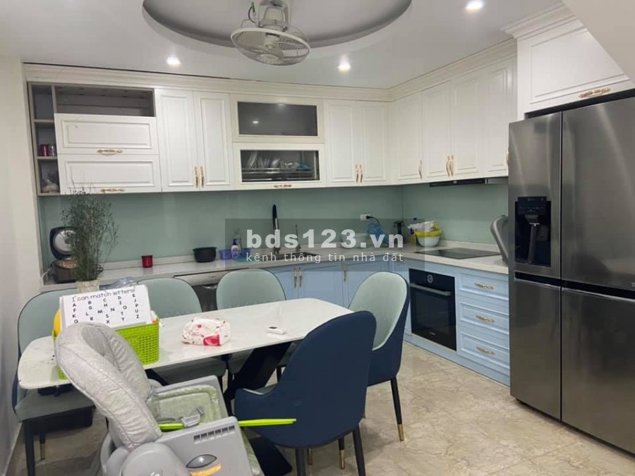 Bán nhà ngã 4 Tố Hữu Lê Trọng Tấn, dòng tiền, tăng trưởng ổn định bền vững, dt 50m2, giá 5,3 tỷ
