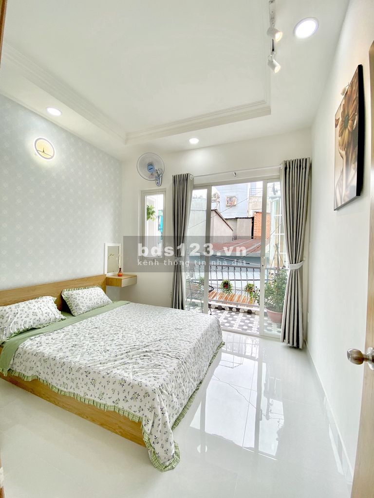 Nhà bán diện tích sử dụng 71m2 ngang tới 7m Trung tâm Quận 10 giá chỉ 94 triệu/m2