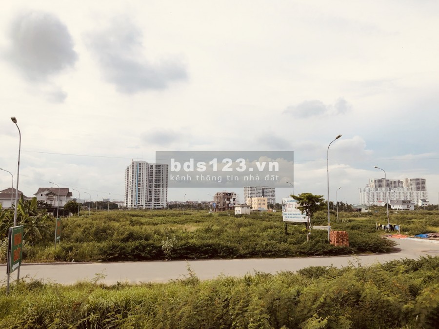 Bán đất dự án Phú Nhuận, PLB, Q9, Tp. HCM ( Tp. Thủ Đức), vị trí đẹp giá tốt nhất