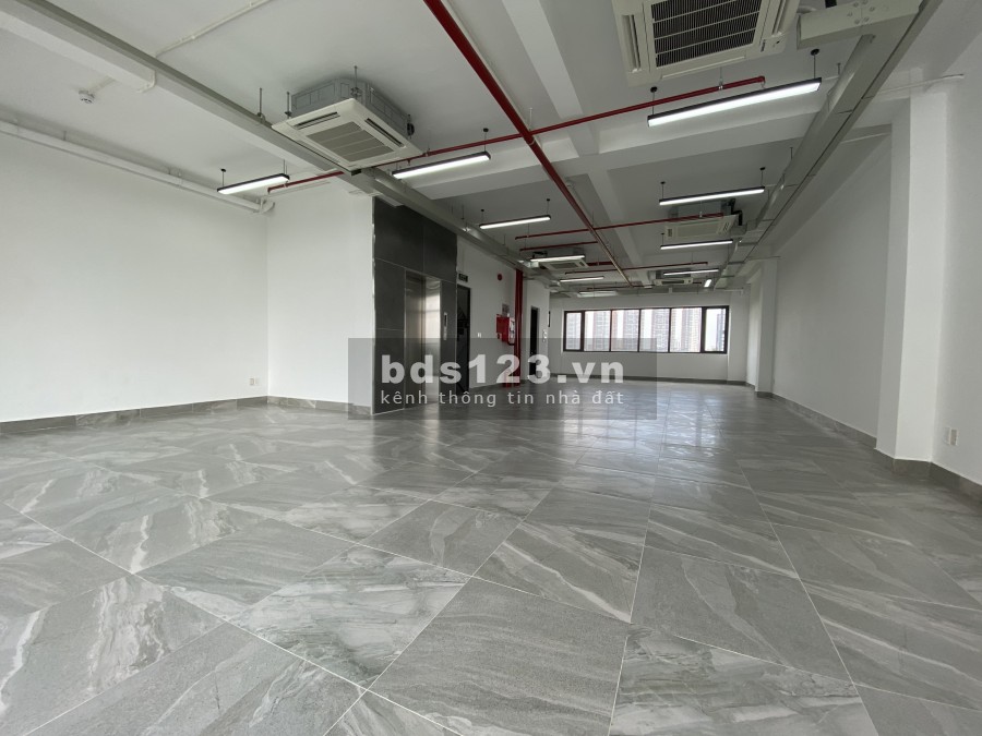 Cho thuê văn phòng diện tích 950m2, hầm trệt, 5 lầu đúc kiên cố An Phú Quận 2