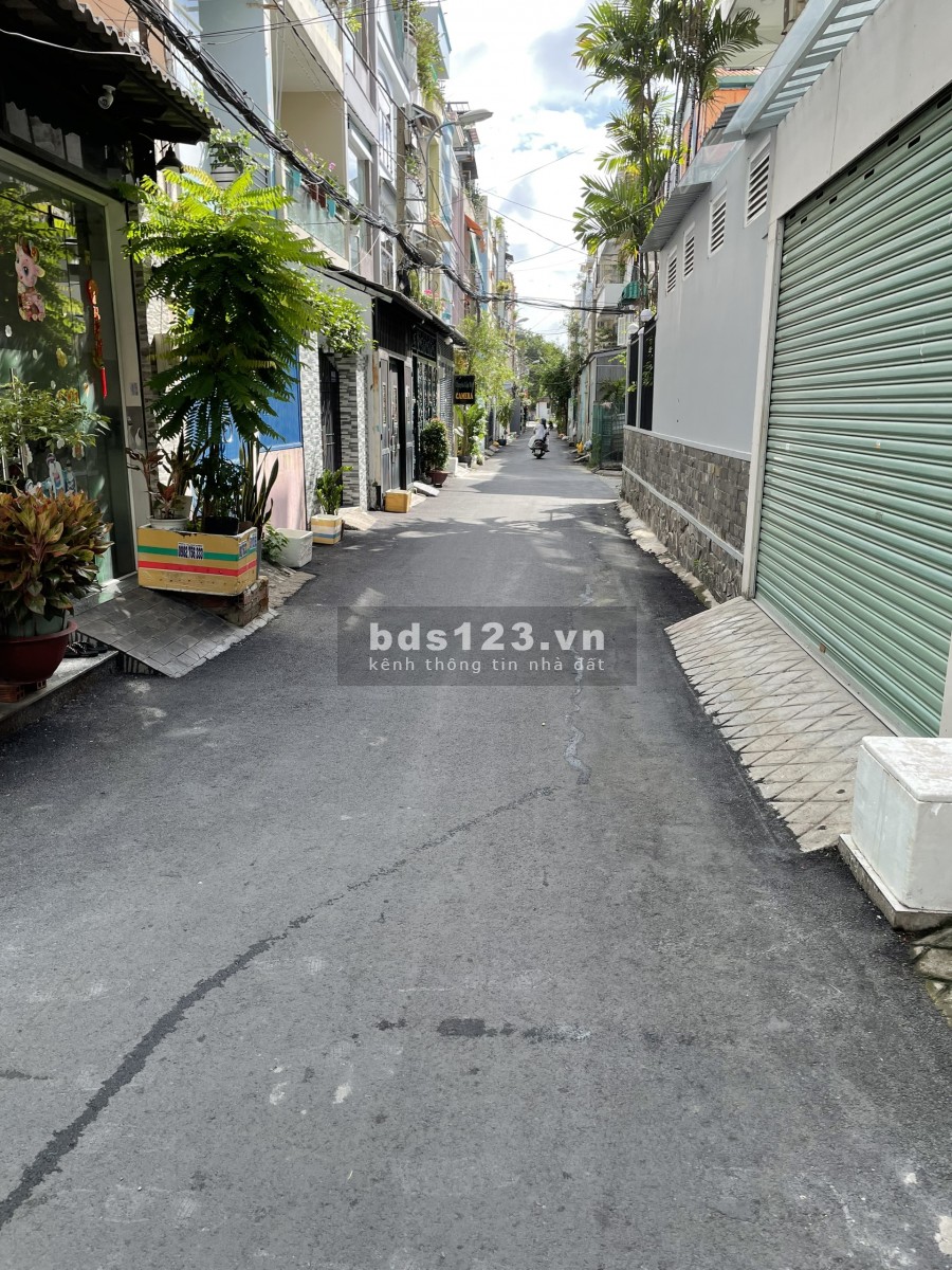 Cho thuê nhà HXT Phan Văn Trị, P5, Gò Vấp, 4x13m, 1 trệt, 2 lầu, 13 triệu/tháng