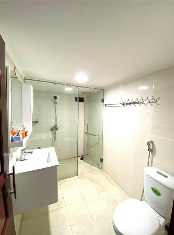 Nhà đẹp ở ngay gần phố đỉnh tiện ích tặng nội thất cực đẹp diện tích 56 m2 giá chỉ có 4,6 tỷ