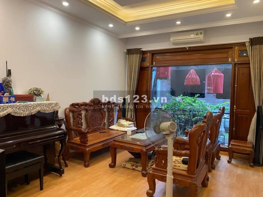 Căn Duy nhất phố Kim Giang, Phân lô cán bộ quân đội, Totyota đỗ cửa, 5 tầng, giá bán 2 tỷ