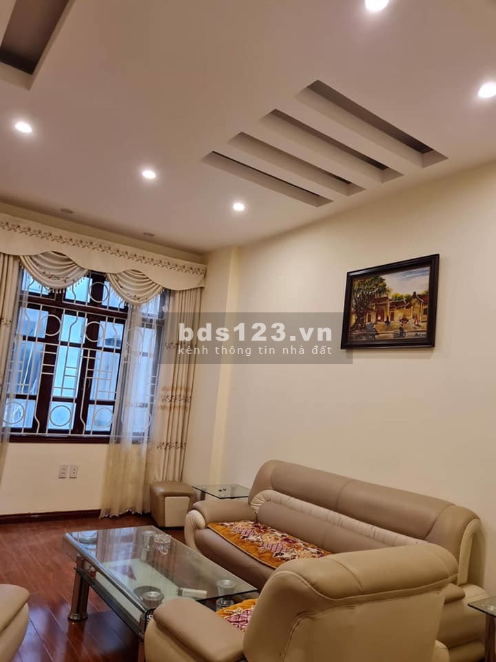 Hoa khôi mặt ngõ Quận Hai Bà Trưng, 4 tầnd 6x tỷ, ô tô vào nhà 2 mặt thoáng, ngõ thông