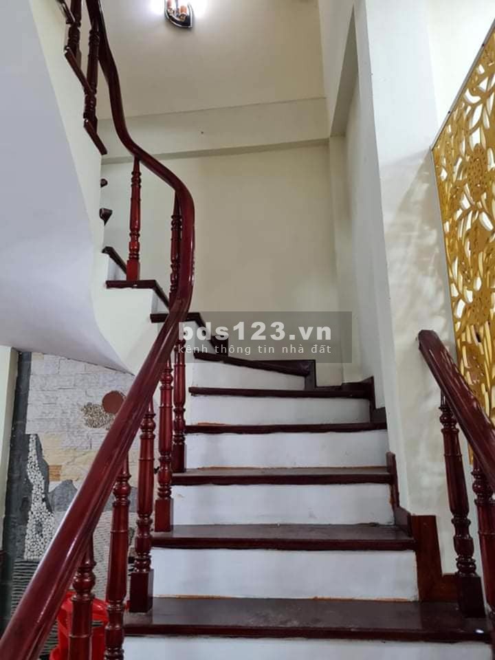 Hoa khôi mặt ngõ Quận Hai Bà Trưng, 4 tầnd 6x tỷ, ô tô vào nhà 2 mặt thoáng, ngõ thông