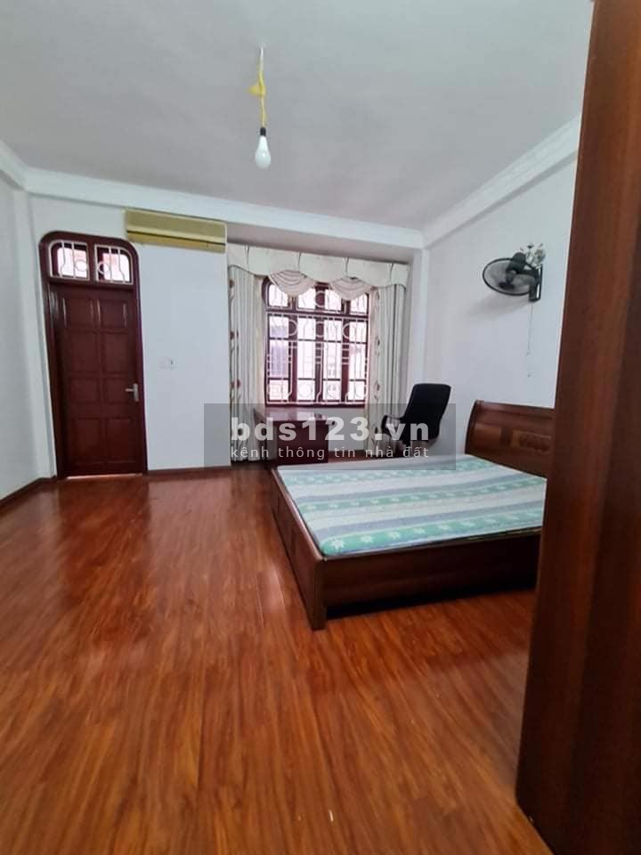 Hoa khôi mặt ngõ Quận Hai Bà Trưng, 4 tầnd 6x tỷ, ô tô vào nhà 2 mặt thoáng, ngõ thông