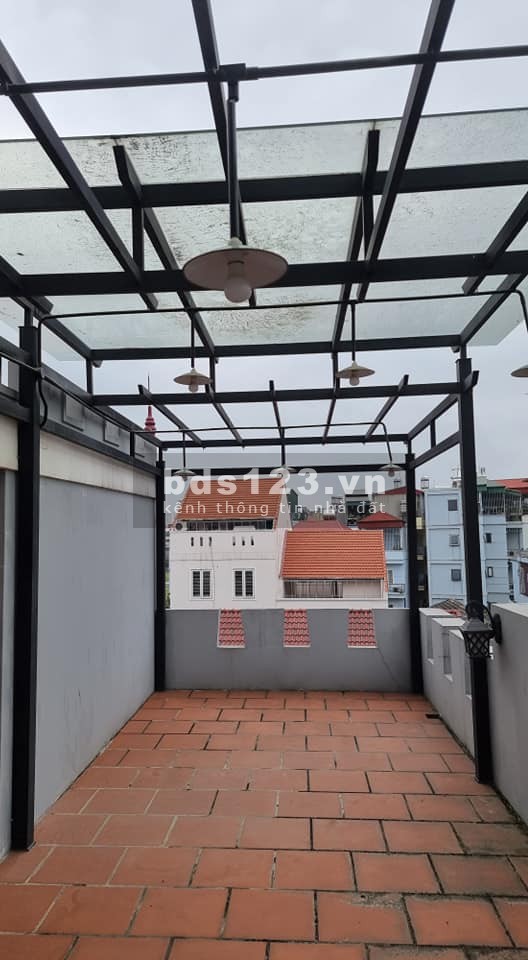 Bán Biệt thự đẳng cấp Ngọc Thụy 140m2 x 3T, MT 8.5m, giá 10.5 tỷ, Ô tô, gần Khai Sơn.