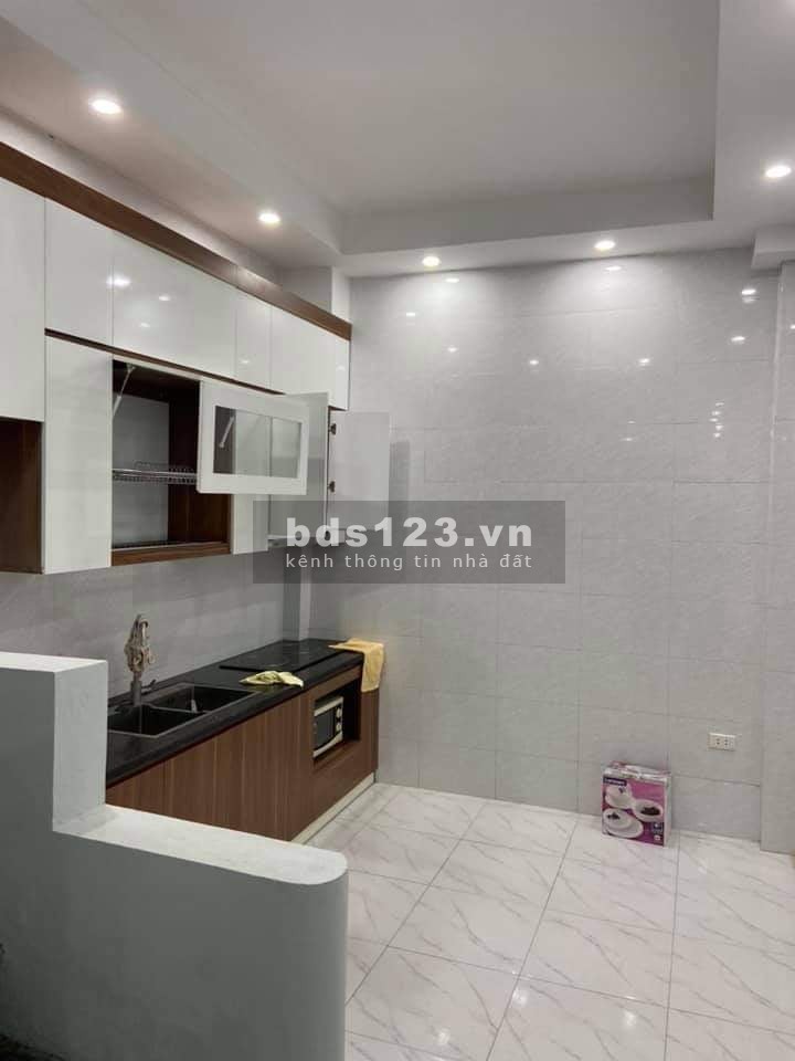 Cần bán nhà Yên Hòa diện tích sử dụng 38m2 giá bán 4.1 tỷ gần trung tâm khu an sinh tốt