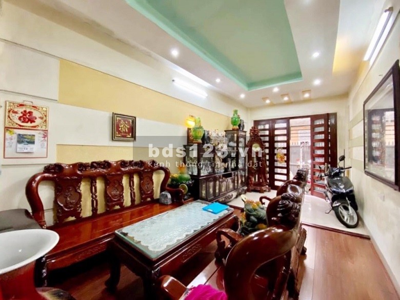 Bán nhà Quang Trung, gần ô tô, thoáng sáng, diện tích sử dụng 55m2, giá bán 5 tỷ
