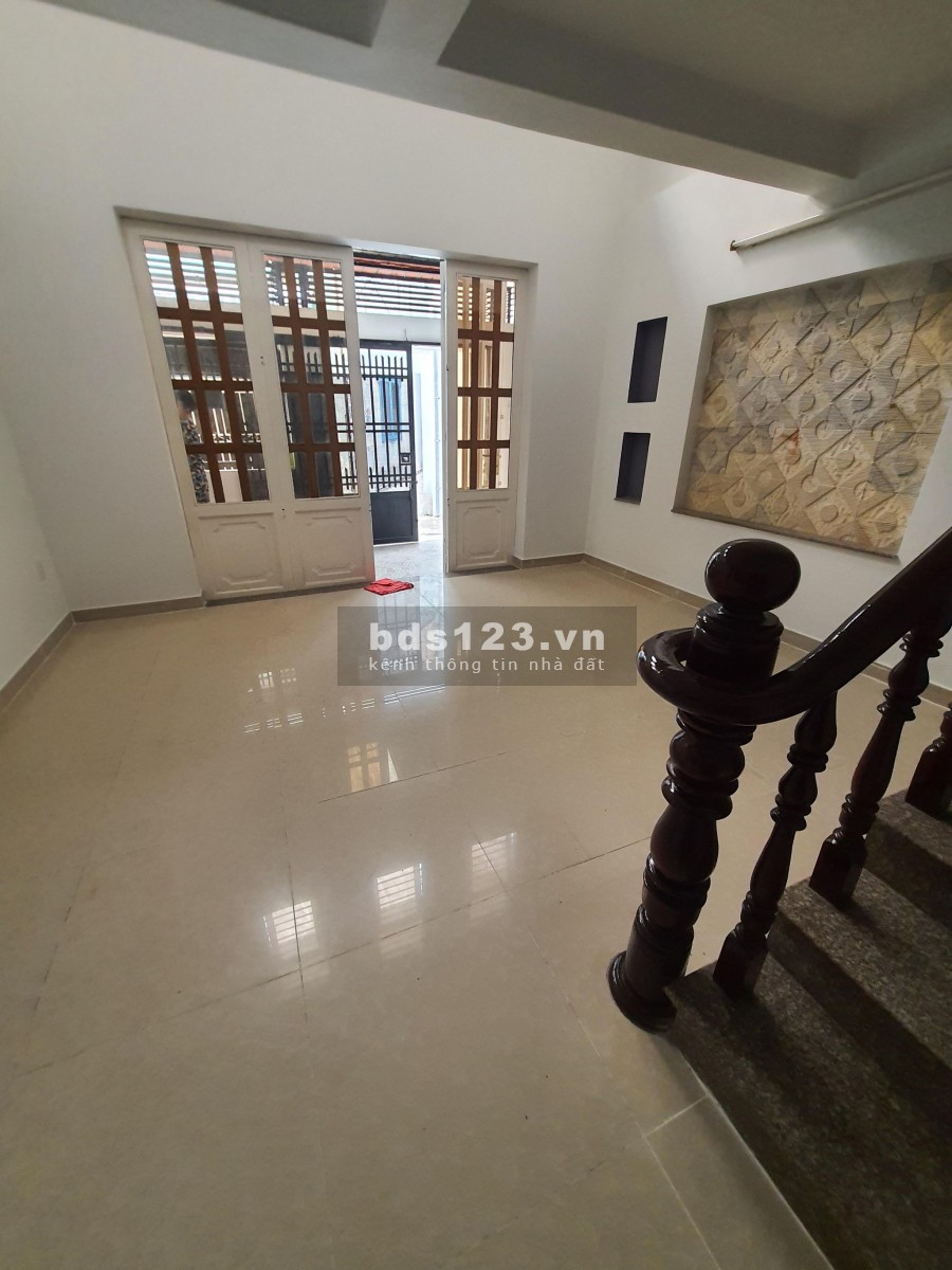 Bán nhà Quang Trung, P10, Gò Vấp, 3 tầng, 3 PN, diện tích 48m2, giá bán 3.8 tỷ