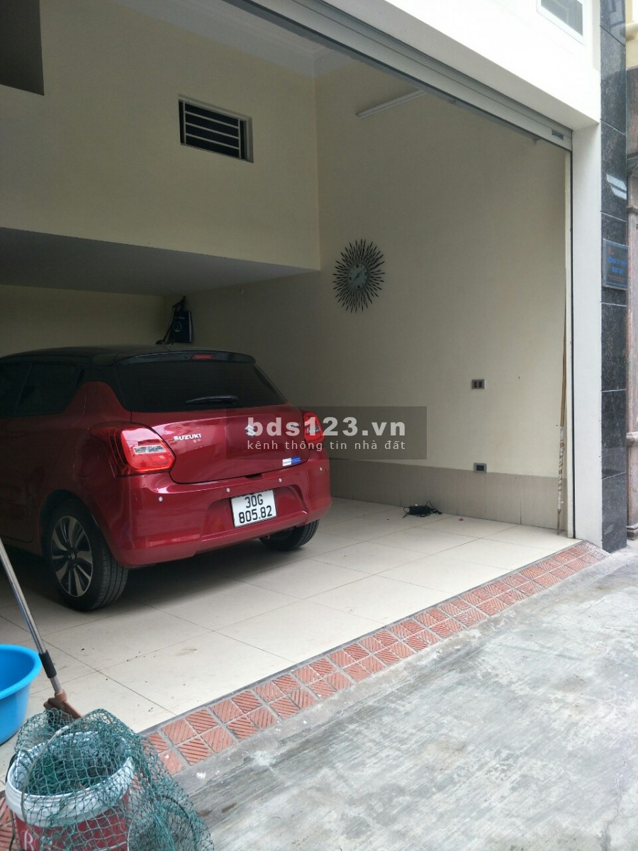 Bán đất khu phân lô Z133 Thượng Thanh, giáp đường đê Nam Đuống, DT 55m2, giá 3,5 tỷ