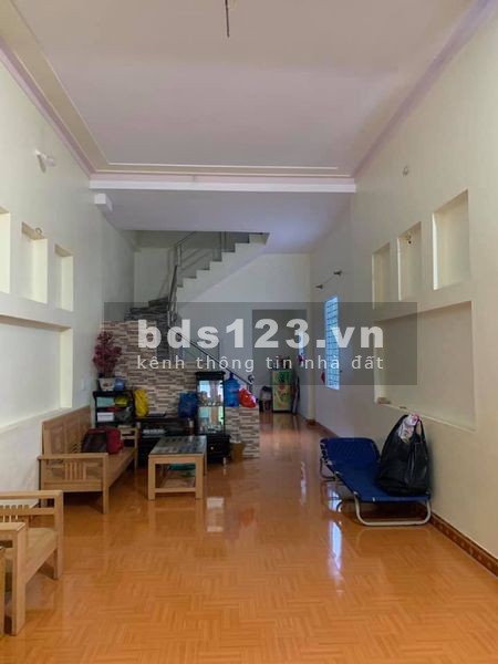 Cần bán nhà mặt đường tại bản Hụm, xã Chiềng Xôm, thành phố Sơn La