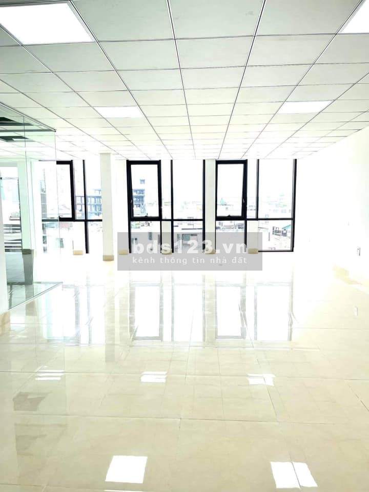 Tòa nhà văn phòng Trần Thái Tông 8 tầng vỉa hè mặt tiền 10M 1 hầm dt 160m2 giá 60 tỷ