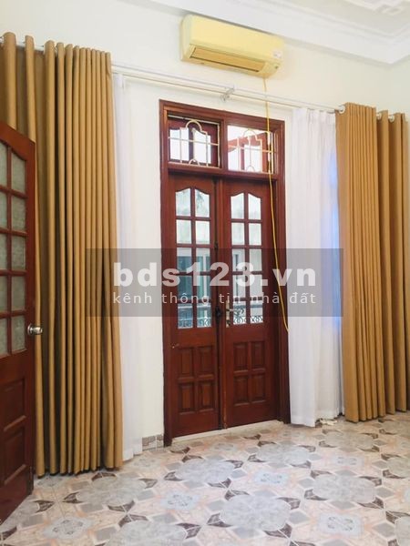 Cần bán gấp nhà ở Vũ Tông Phan 50m2x4T, MT 4.5, Ngõ thông thoáng rộng cách phố 15m, giá 4.95 tỷ.