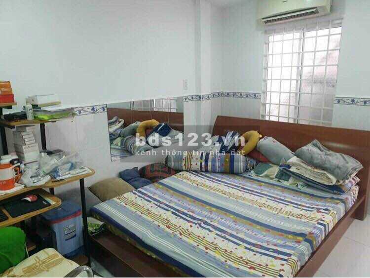 Bán gấp trong tuần, nhà Lạc Long Quân, Quận Tân Bình diện tích 44m2, giá hời