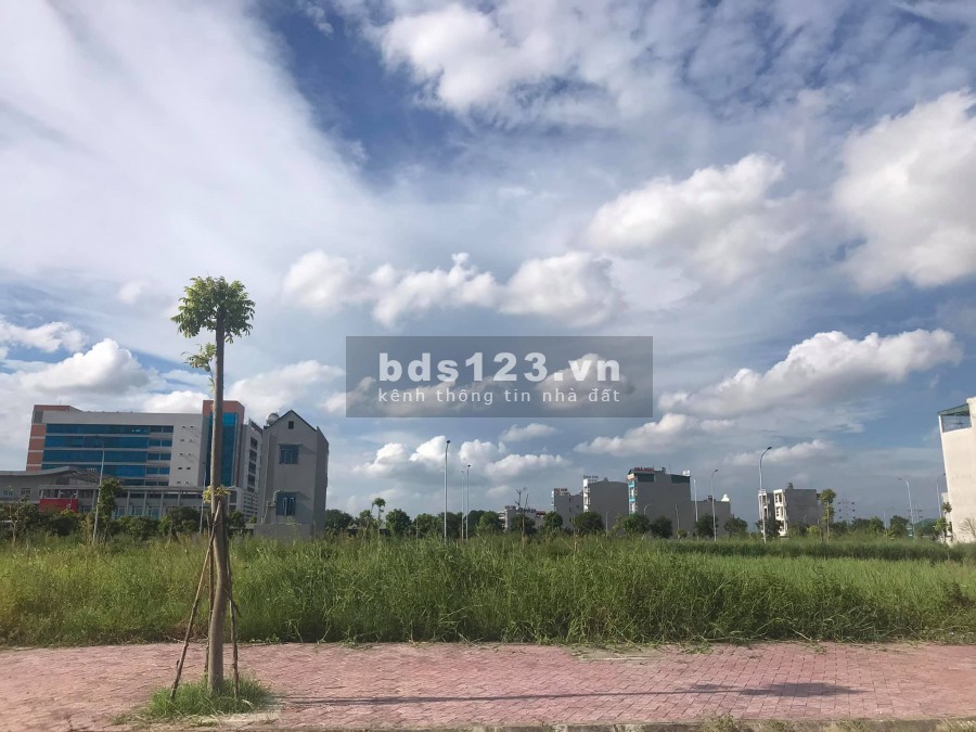 Bán đất Viện Nhi lô OT5B.xx, TP HD, 67.5m2, mt 4.5m, đường 17.5m, cực thoáng rộng, giá đầu tư