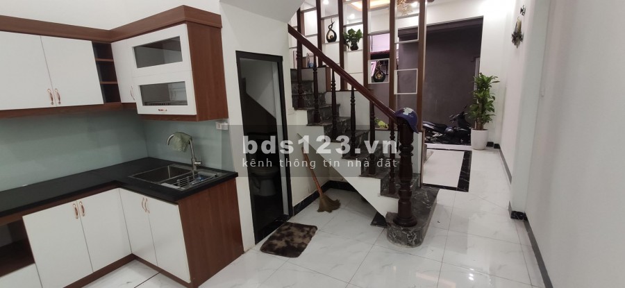 Bán nhà riêng 34mx4Tx4.39 tỷ,Phố Nguyễn Ngọc Vũ,Nguyễn Khang,Cầu Giấy.
