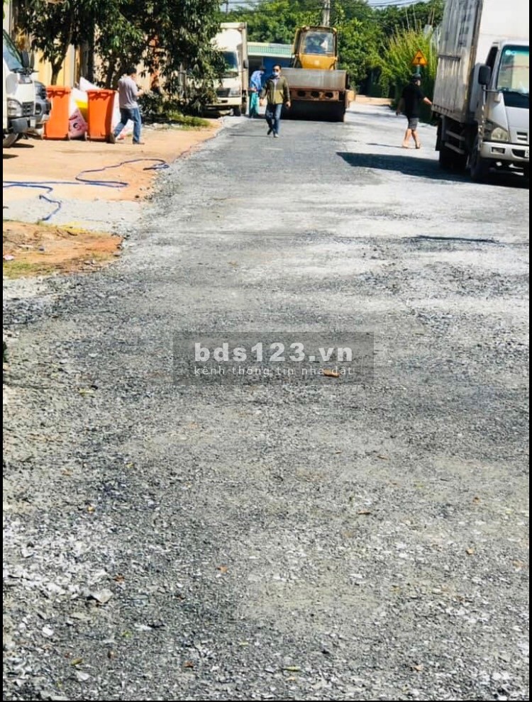 Cần bán xưởng sản xuất đường contener chạy 1/ đường Sông Lu diện tích 1573m2 điện hạ trạm