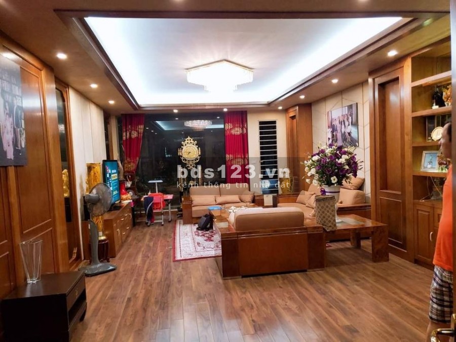 Bán nhà phố Trần Cung đẳng cấp ngõ rộng nội thất khủng gần 3 công Viên Lớn, giá 8.8 tỷ