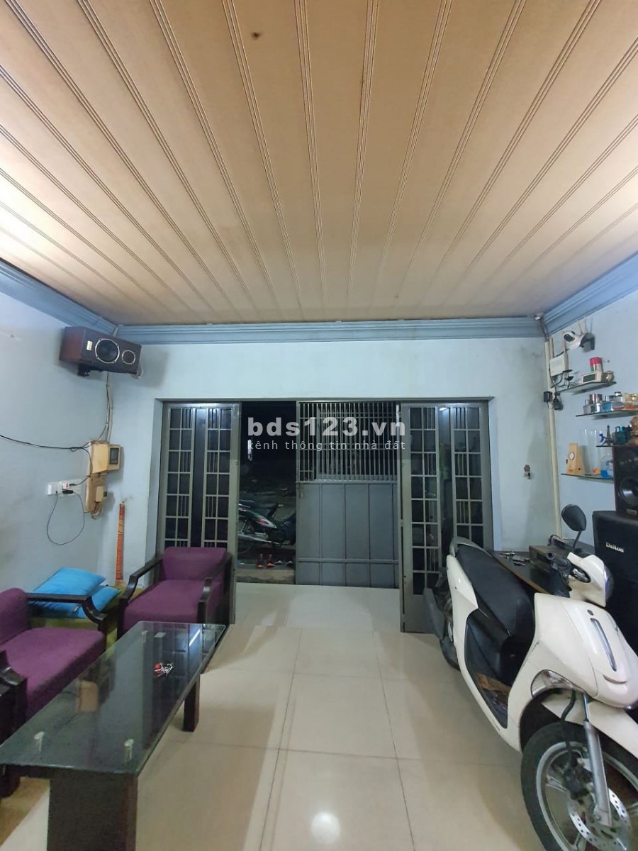 Bán nhà mặt tiền đường số 6, phường 15, Gò Vấp, diện tích 36m2, 2 tầng chỉ 2.4 tỷ