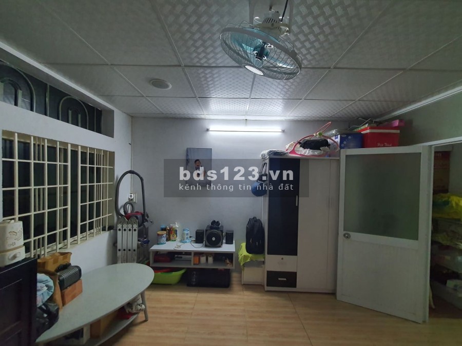 Bán nhà mặt tiền đường số 6, phường 15, Gò Vấp, diện tích 36m2, 2 tầng chỉ 2.4 tỷ