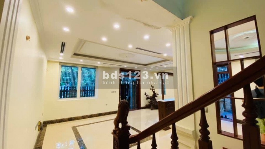 Bán Biệt thự Việt kiều Châu Âu, Quận Hà Đông, hai mặt phố, diện tích 130m2, giá bán 20 tỷ