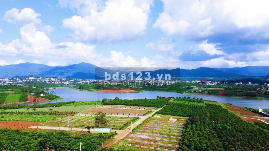 Đất nền nghỉ dưỡng, đất ở đô thị ven Hồ Tây sổ sẵn, liên hệ xem đất 0934471730