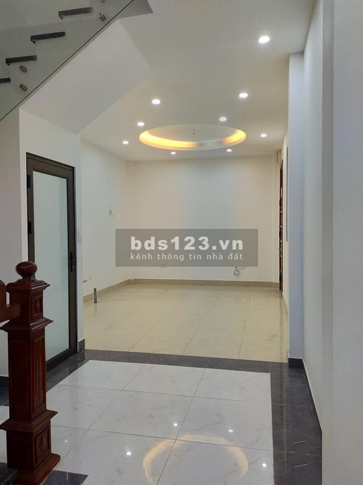 Bán nhà gấp khu Đống Đa giá rẻ thoả thuận chính chủ, đường Lương Định Của, Đống Đa