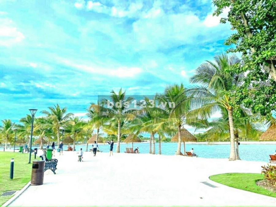 Bán Gấp Căn 2pn Giá Full 2 tỷ 30tr tại Vinhome Grand Park Q9 ngân hàng cho vay 70% lh 0917077752