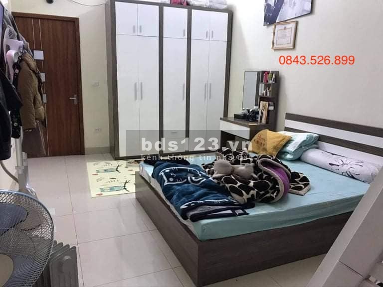 Bán nhà phố Nguyễn Khoái-ô tô-hàng xóm Sun Grand City, diện tích 78m2 giá nhỉnh 4 tỷ