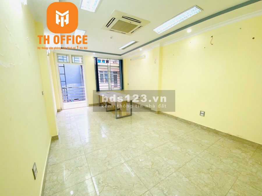 Cho thuê kho, văn phòng tại 105 Nguyễn Xiển Quận Thanh Xuân, tiện ích đủ, giá tốt