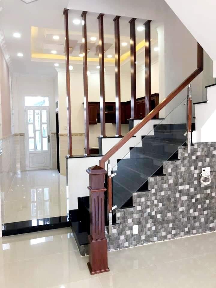 Cần thanh khoản nhanh mùa dịch, nhà phố Trương Định, diện tích 45m2, giá 4.4 tỷ