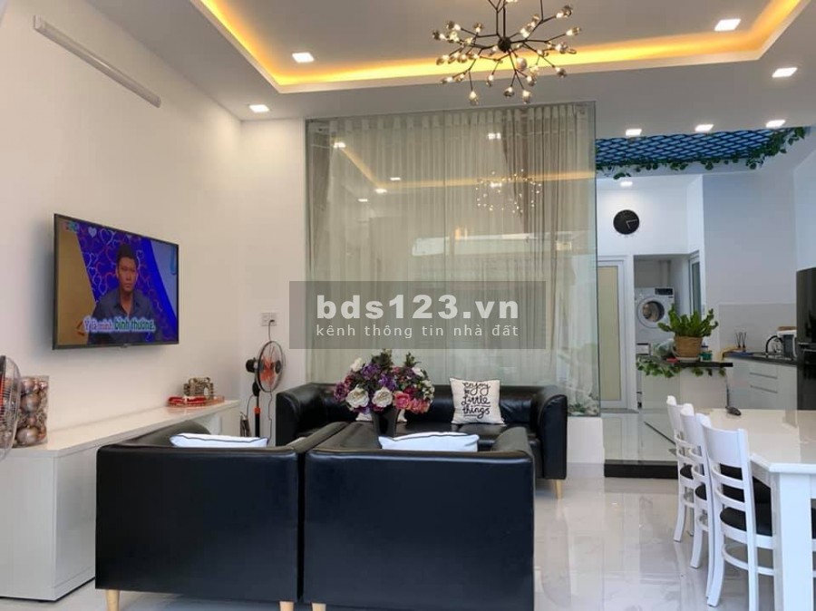 Cần bán nhà mới đường Nguyễn Văn Lượng, kinh doanh tốt diện tích 38m2 giá bán 4,4 tỷ