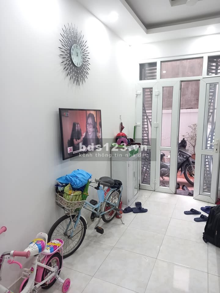 Cần Bán Gấp N.Đức Cảnh View Đẹp, Ngõ Rộng, Nhà Mới 26m2, 4 tầng, giá 2.5 tỷ