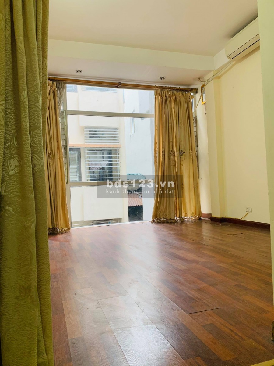 Bán nhà phân lô 2 mặt thoáng, Yên Lãng Đống Đa, dt 56m2 x 4T, gần phố, kinh doanh, giá 5,2 tỷ