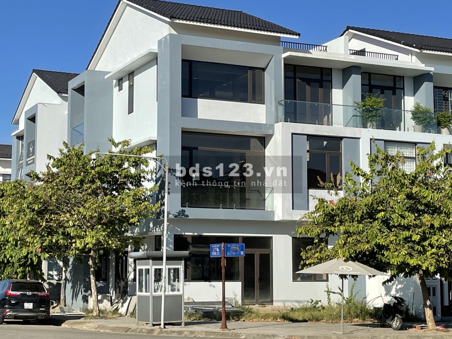 Ưu đãi mua nhà phố liền kề giá bán chỉ 4 tỷ diện tích sử dụng 81m2 tặng 02 chỉ vàng SJC