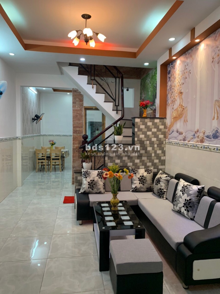 Cho thuê nhà HXH Bùi Quang Là, P12, Gò Vấp, 3.7x13m, 1 trệt, 1 lầu, 7 triệu/ tháng