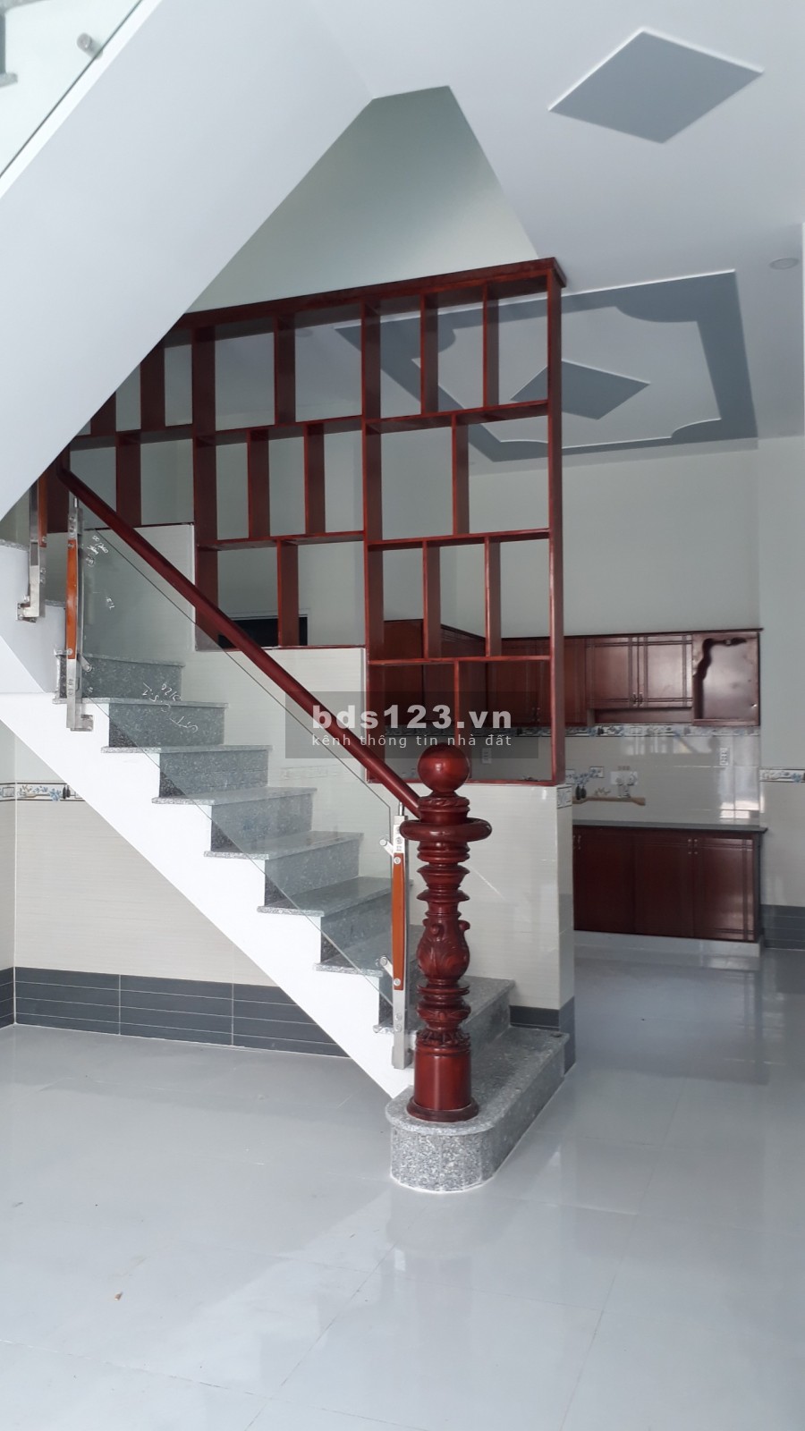 Nhà mặt tiền xây mới, sổ hồng riêng, diện tích sử dụng 106m2, sát bên KCN Cầu Tràm