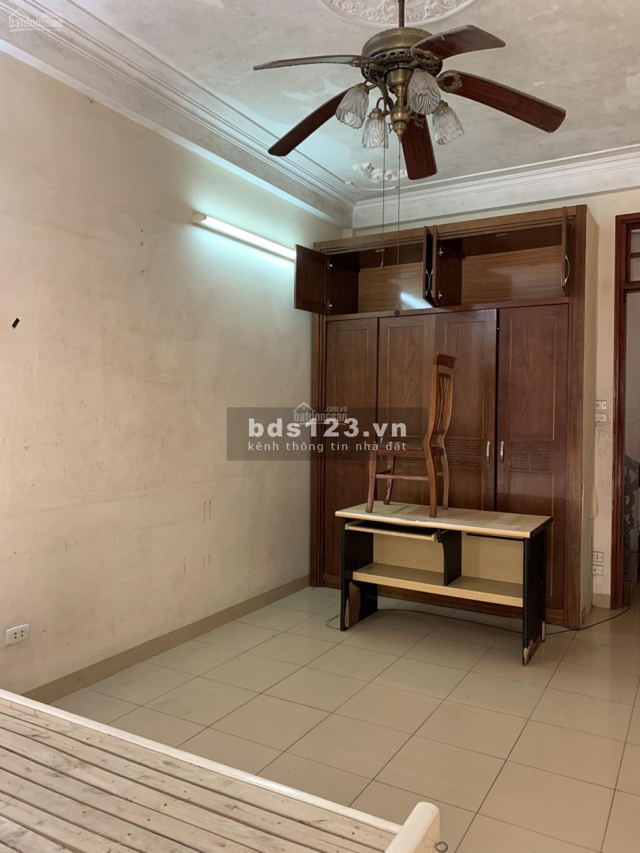 Cần bán nhà nguyên căn gần phố ngõ thông, kinh doanh khu dân cư giá bán 3.7 tỷ