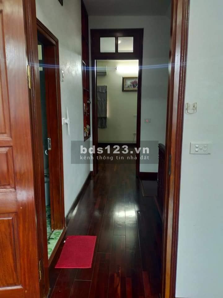 Siêu phẩm Việt Hưng gara ô tô ngõ thông tứ phía kinh doanh dt 62m2 5 tầng, giá 8 tỷ